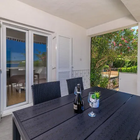 Jadranka Apartment *