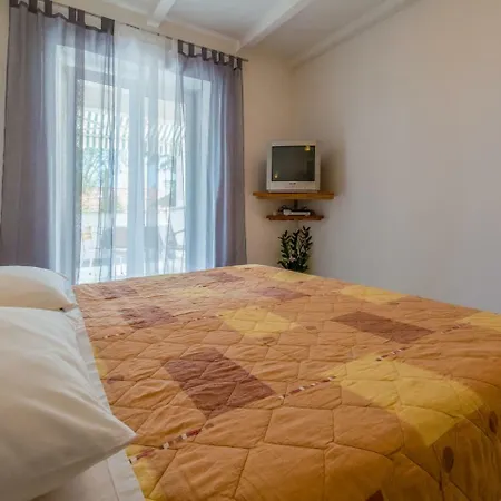 Jadranka Apartment *